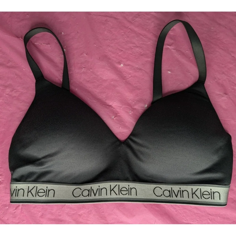 Calvin Klein S gray grey bra no wires wireless light padding‎